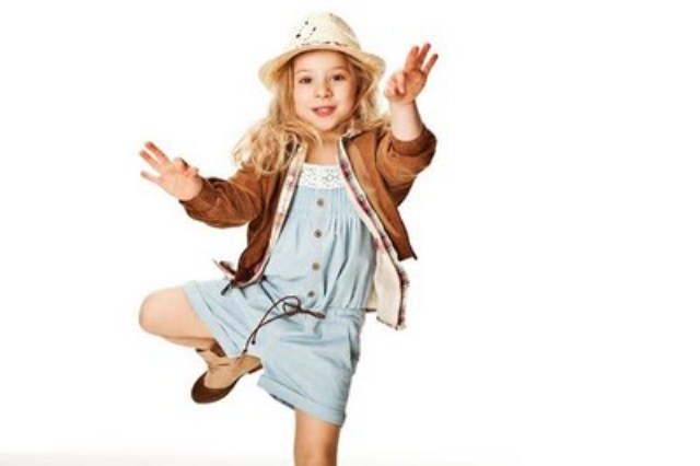 benetton kız çocuk tulum modeli