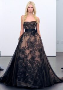 dantel abiye elbise modeli