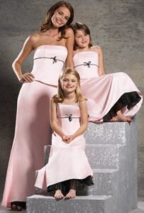 kız çocuk abiye elbise