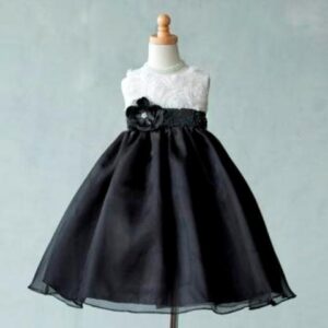 kız çocuk siyah beyaz abiye elbise modeli