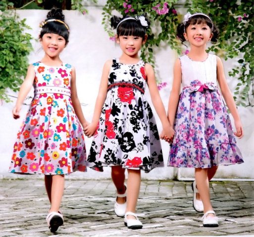 kız çocukları için rengarenk yazlık elbise modelleri