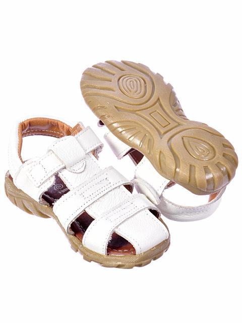 beyaz erkek çocuk sandalet modeli