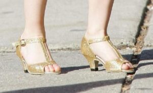 çocuk için topuklu ayakkabı modelleri