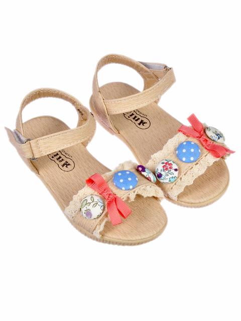 farklı kız çocuk sandaletleri
