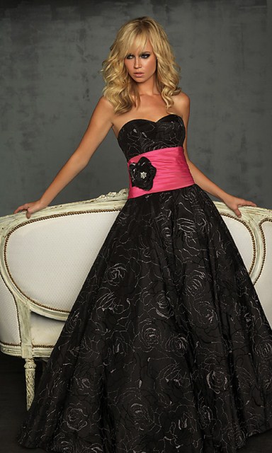 kabarık balo elbisesi