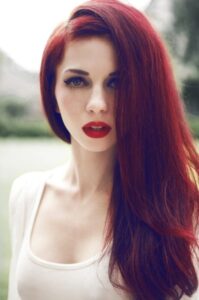 kızıl saç ruj önerileri