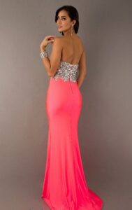 neon rengi gece elbisesi