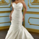 taşlı büyük beden gelinlik modeli