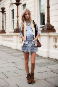 en trend çizgili elbise modelleri