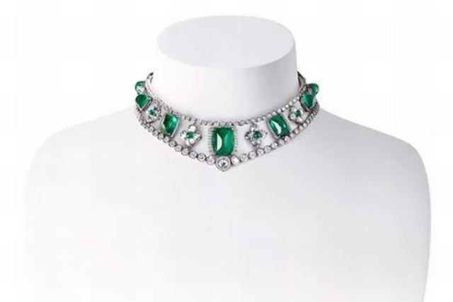 Louis Vuitton tasma kolye