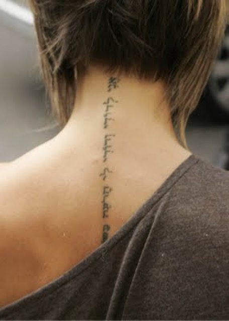 Victoria Beckham dövmeleri