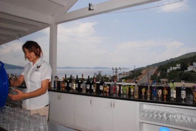 caliente bodrum resort barı