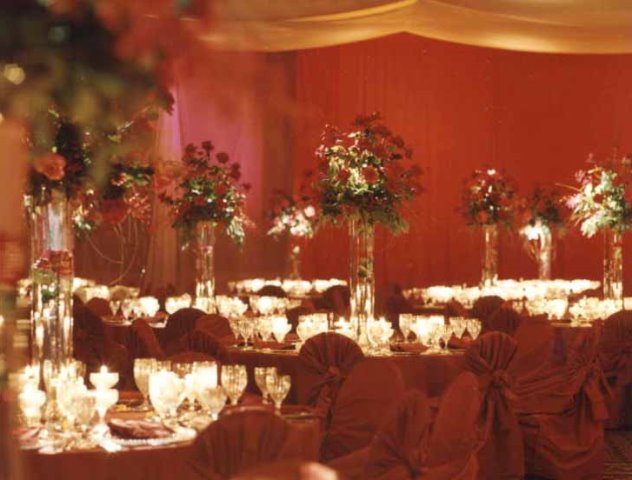 kırmızı renk düğün organizasyonları