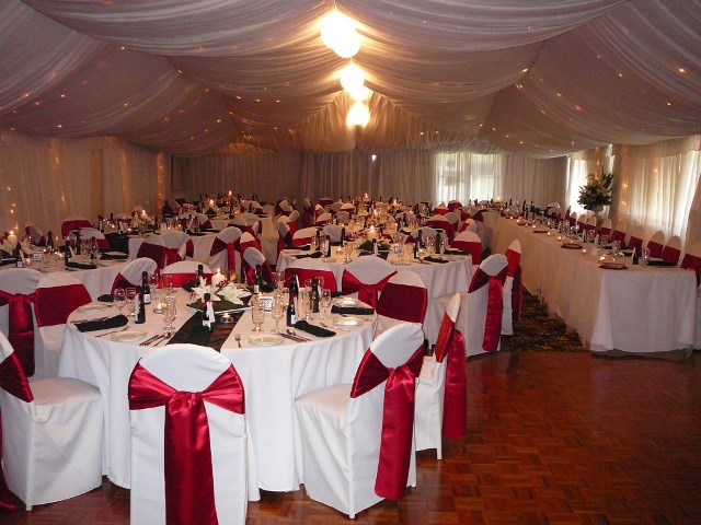 kırmızı siyah düğün tasarımları