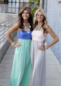 su yeşili elbiseler