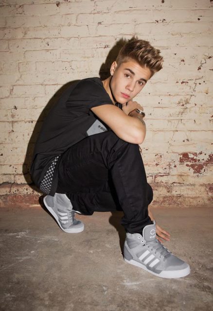Justin Bieber NEO 2013