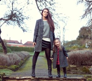 anne kız bir örnek palto modeli