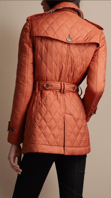 turuncu kısa kapitone modeli