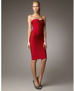 kırmızı straplez abiye bandaj elbise modeli