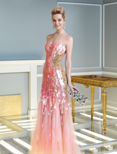 turuncu straplez gece elbisesi