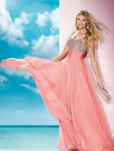 üzeri pırıltılı turuncu gece elbisesi