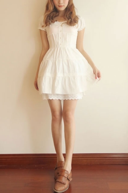 beyaz mini elbise modeli