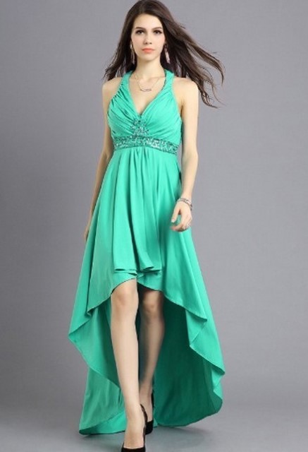 önü kısa arkası uzun abiye elbise modeli