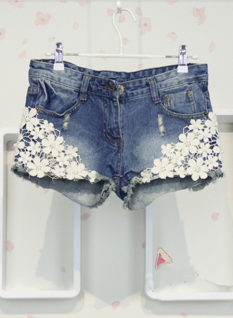 dantel detaylı kot şort modeli