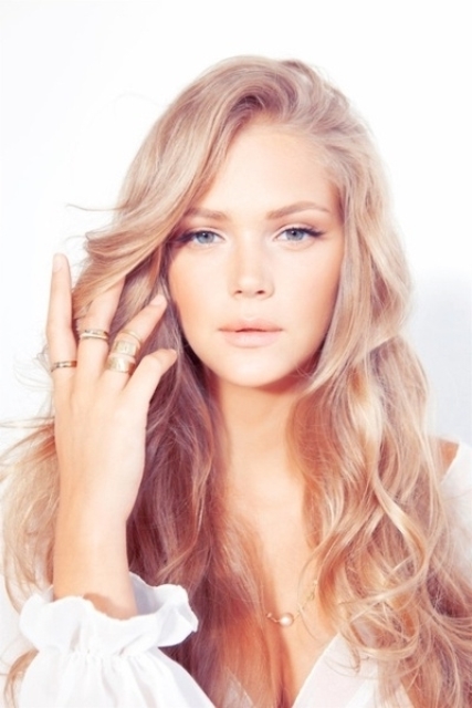 yokmuş gibi görünen makyaj