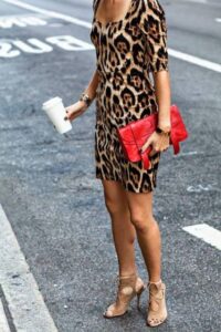 leopar desenli elbise modeli