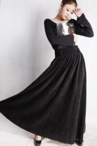 siyah uzun etek