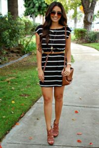 Siyah beyaz çizgili elbise