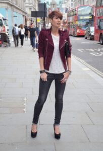 bordo deri ceket kombinleri