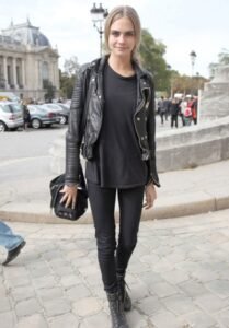 motorcu tarzı kıyafetler