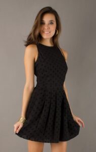 siyah mini elbise modeli