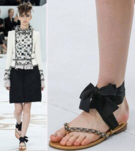 2016 yaz ayakkabı trendleri - fiyonklu sandalet modeli