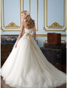 2015 yaz gelinlik modelleri