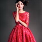 kırmızı dantel abiye elbise