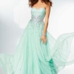 uzun mezuniyet balosu elbisesi