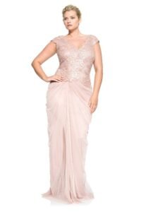 büyük beden dantel elbise modeli