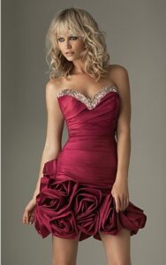 en güzel mezuniyet elbisesi modelleri