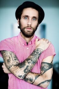 pembe erkek gömlekleri