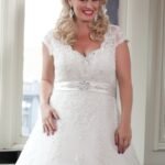 dantelli büyük beden gelinlik modeli