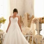 en tarz büyük beden gelinlik modelleri