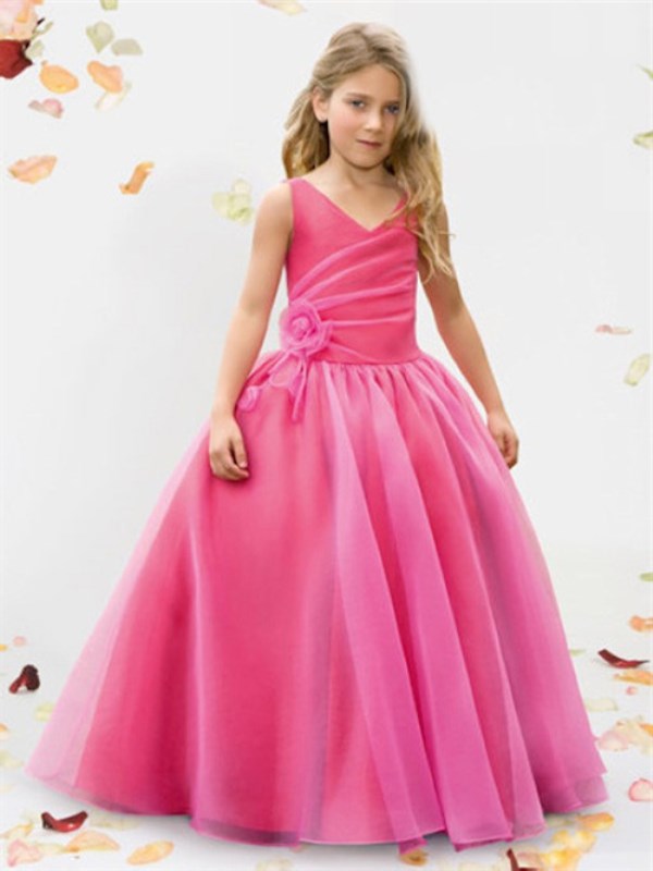 kız çocuk uzun abiye elbise modeli