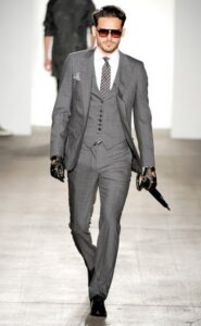 slim fit takım elbise modeli