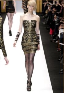 kısa abiye elbise modeli