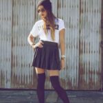 diz üstü çorap ve etek kombinleri