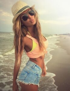 fotoğraflarda zayıf görünmek için