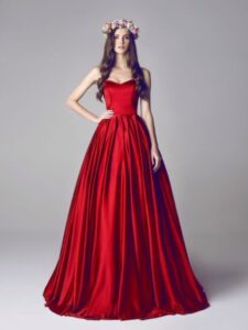 kabarık kırmızı abiye elbise modeli